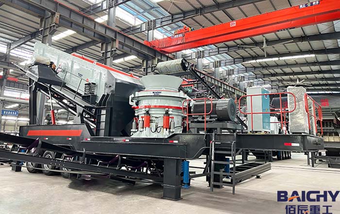 輪胎式移動(dòng)破碎篩分設(shè)備是如何工作的？